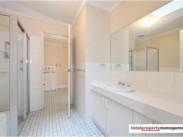 Condo for rent in Woden, Australian Capital Territory