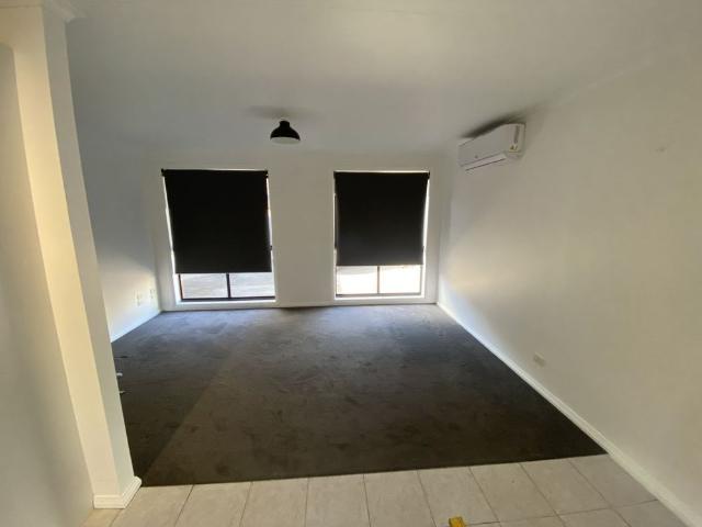 Apartment for rent in St Albans, Melbourne