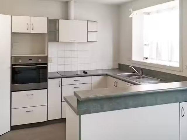 House for rent in Heathcote, Canterbury