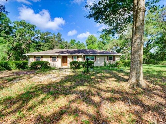 House for sale in Bushnell