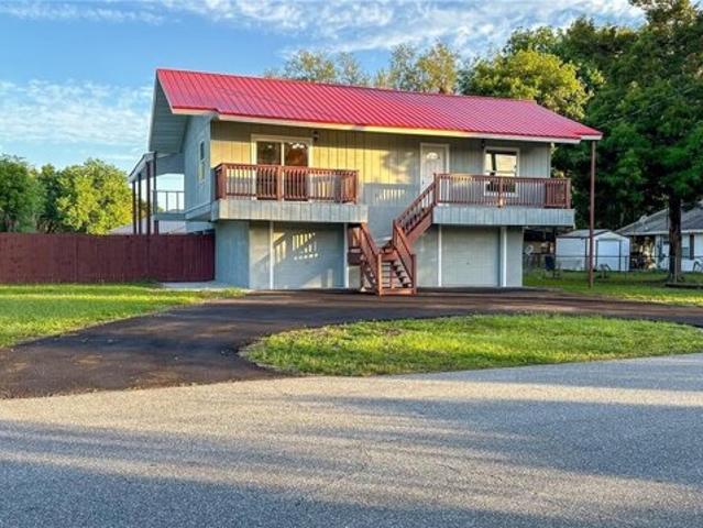 House for sale in Lake Panasoffkee House for sale in Lake Panasoffkee