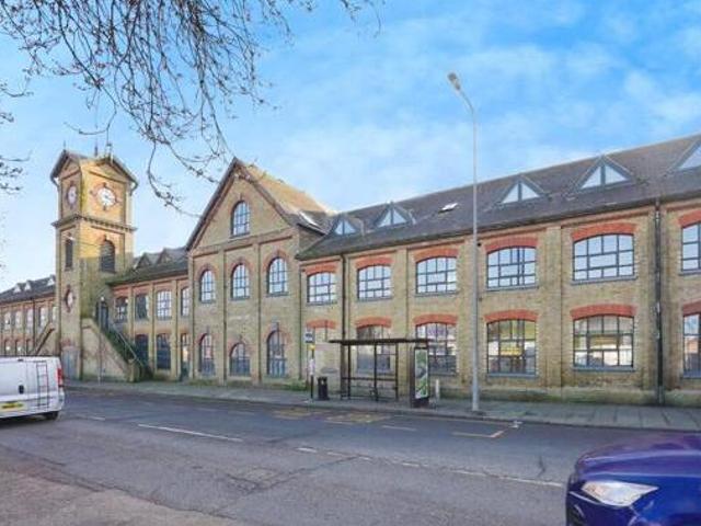House for sale in River, Ash