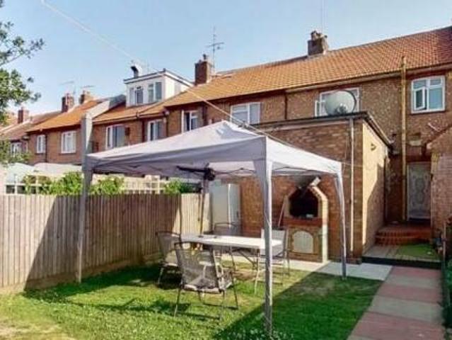 House for sale in Fishersgate, West Sussex