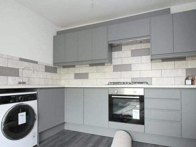 House for sale in Fishersgate, West Sussex