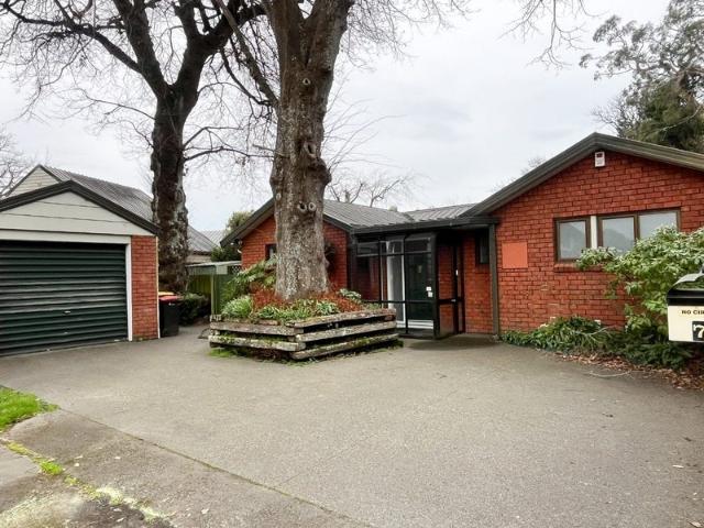 Apartment for rent in Chaslands, Canterbury