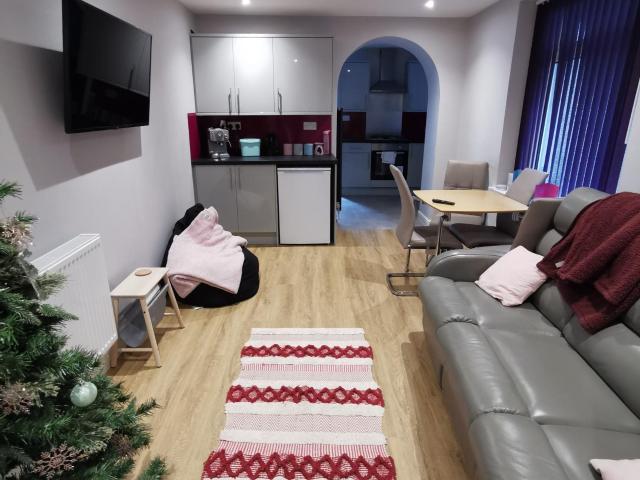House for rent in Mount Pleasant, Swansea