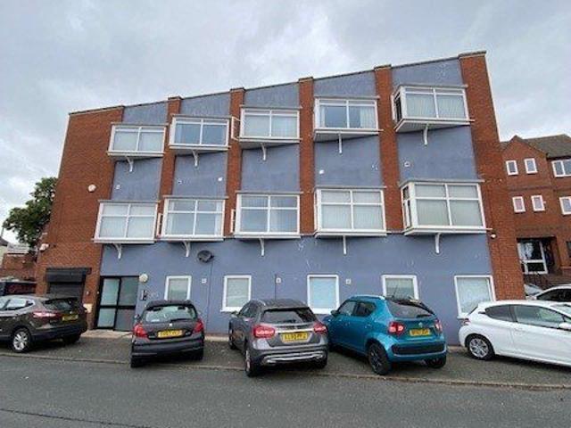 Room for rent in Plant's Green, Cradley Heath