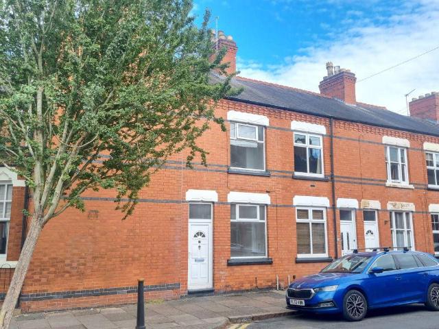 House for rent in Clarendon Park, Leicester