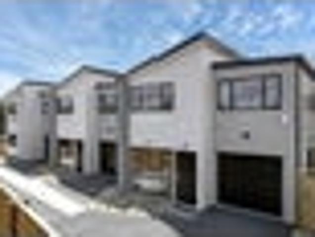 Townhouse for sale in Howick