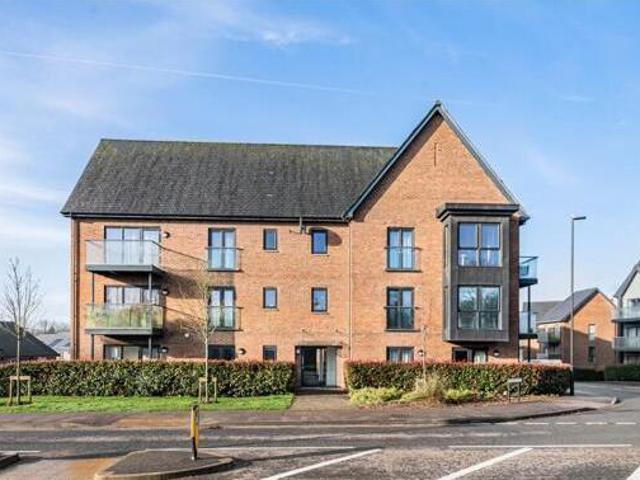 House for sale in Perryfields, West Sussex