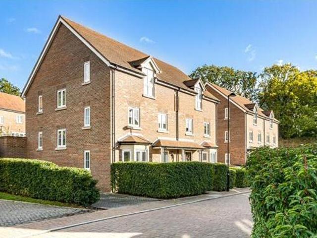 House for sale in Perryfields, West Sussex