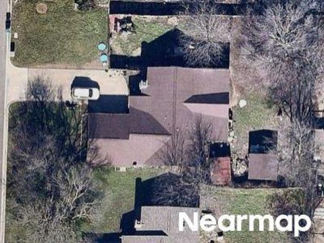 House for sale in Denton
