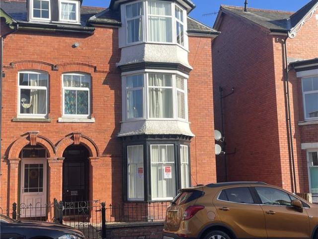 Apartment for rent in Llanbadarn Fawr, Crossgates