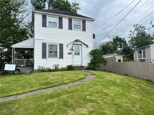 House for sale in Clairton