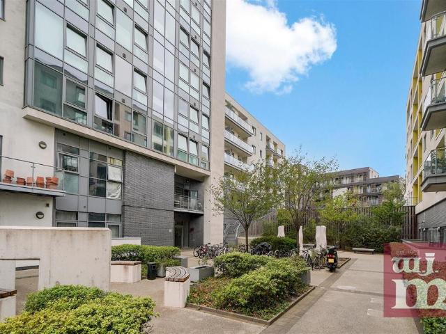 Apartment for rent in Bromley-by-Bow, Poplar Grove