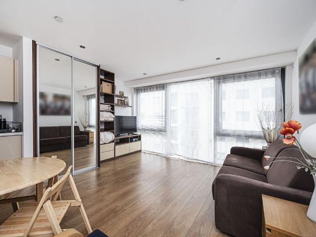 Studio for rent in Bromley-by-Bow, Poplar Grove