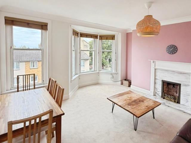 Apartment for rent in Comiston, Scotland