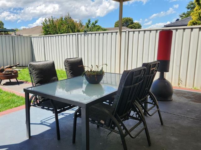 Room for rent in Camerons Creek, Victoria