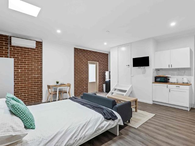 Room for rent in Camerons Creek, Victoria