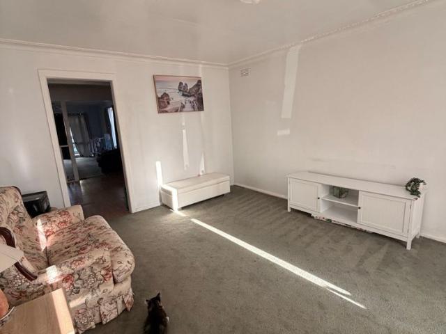 Room for rent in Camerons Creek, Victoria