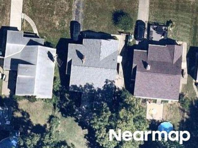 House for sale in Roselawn, Ohio