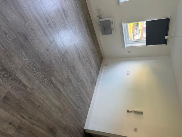 Studio for rent in Golfhill, Airdrie