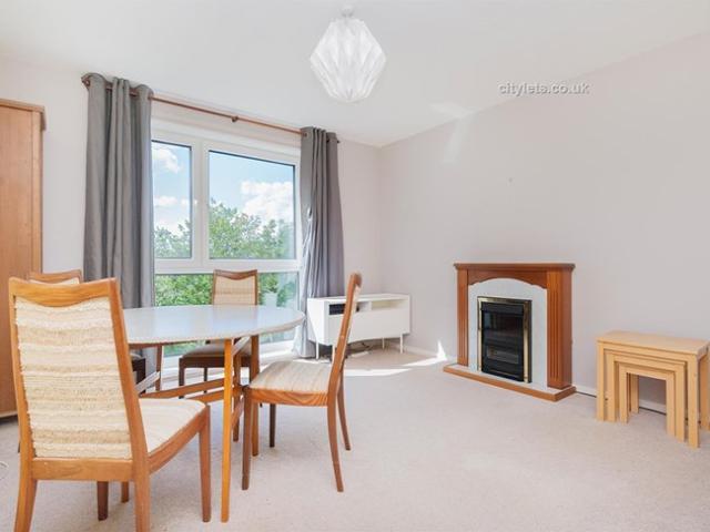 Flat for rent in East Craigs, Scotland