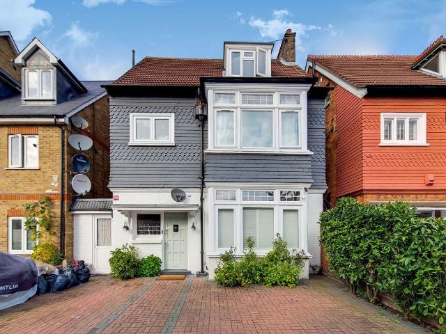 Apartment for rent in London Borough of Croydon, Norbury