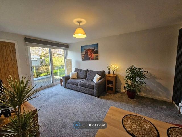 House for rent in East Craigs, Scotland