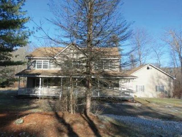 House for sale in Cresco