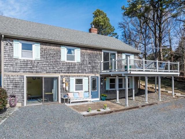 House for sale in Eastham