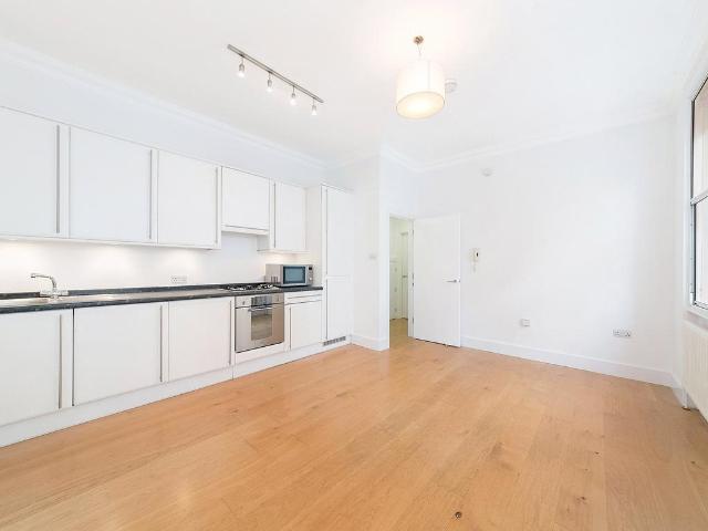 House for rent in Covent Garden, Mayfair