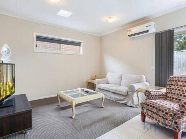 Room for rent in Camerons Creek, Victoria