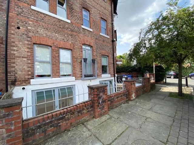 House for rent in Georgia, Greater Manchester