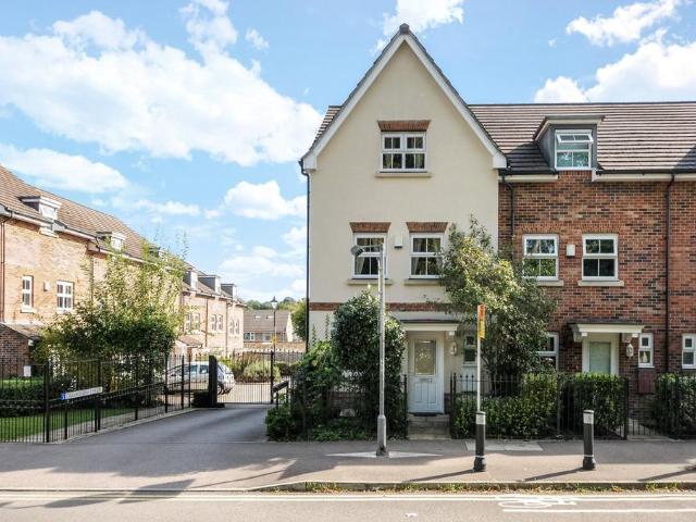 House for rent in Winkfield