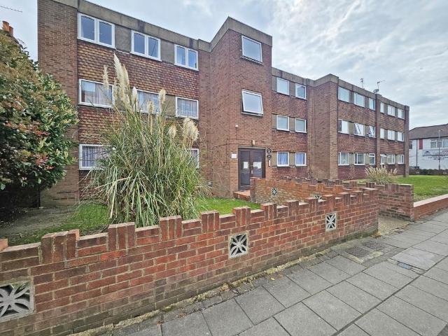 Apartment for rent in Gants Hill, Greater London