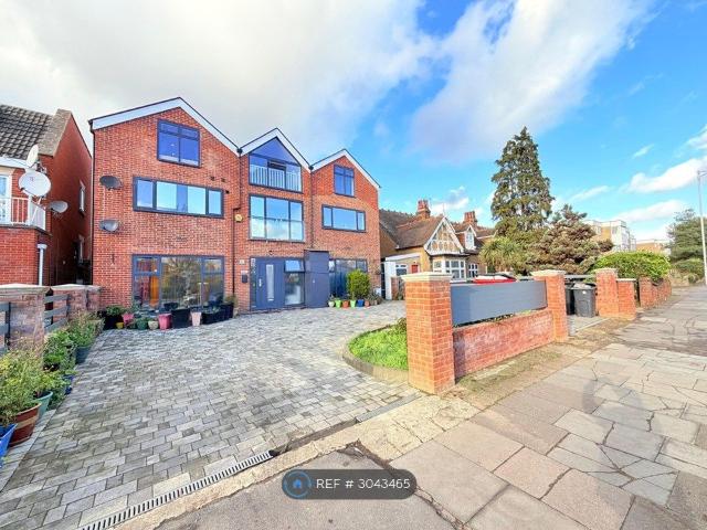 Studio for rent in London Borough of Redbridge, Greater London