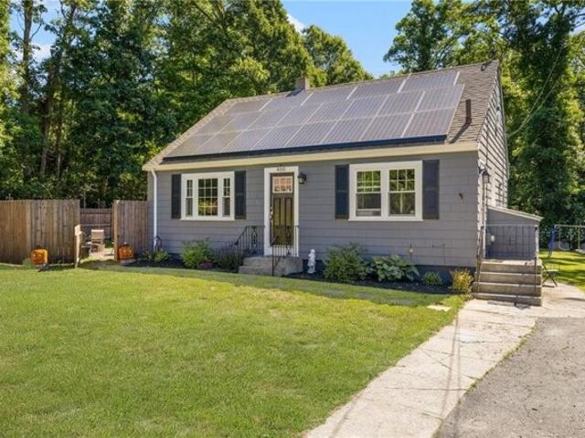 House for sale in Tiverton, Rhode Island