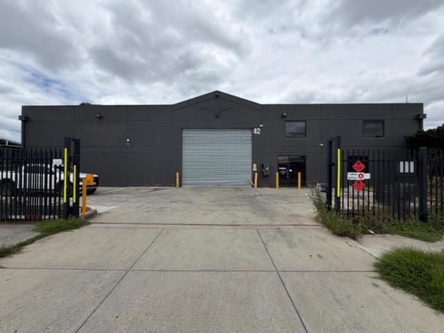 Warehouse for rent in Camerons Creek, Victoria