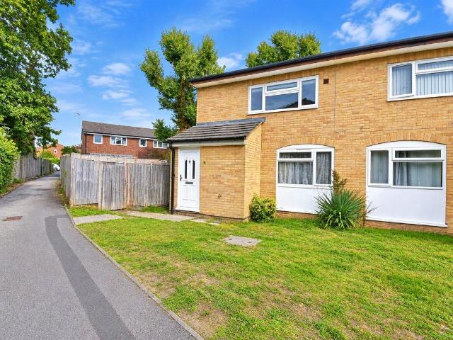 House for rent in College Town, Sandhurst