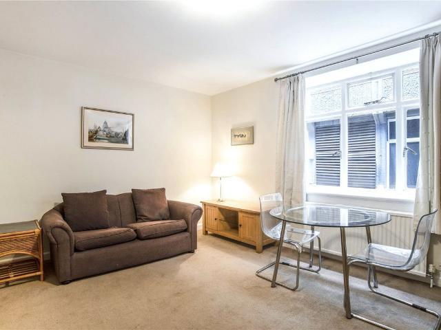 Studio for rent in Blackfriars, Lyons