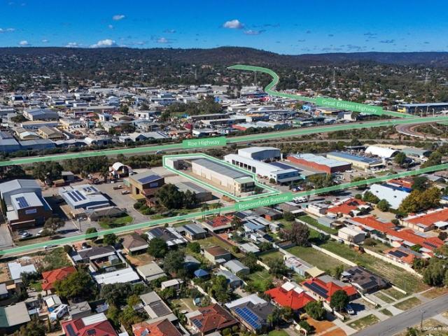 Warehouse for rent in Midvale, Western Australia