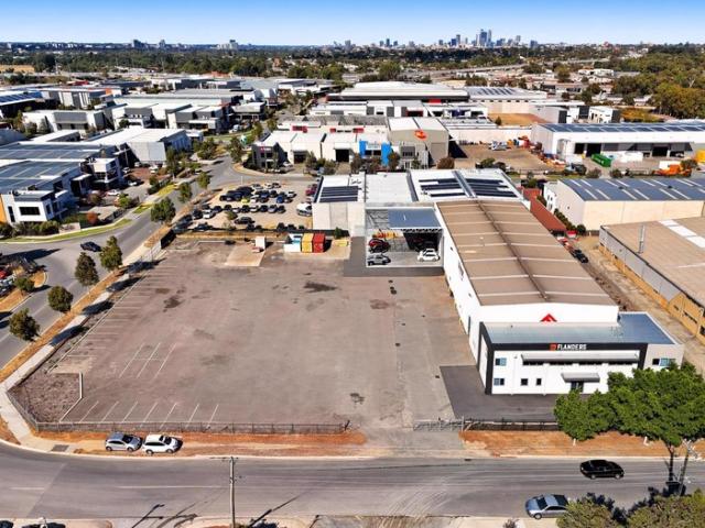 Warehouse for rent in Bassendean, Western Australia