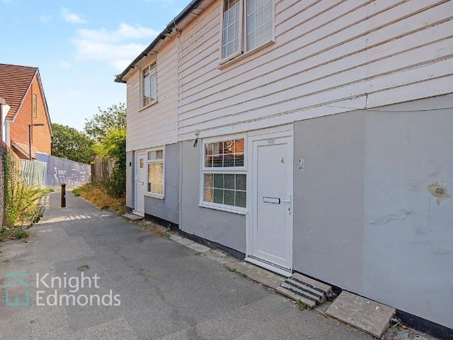 House for rent in Cranbrook & Sissinghurst, Sandown Park