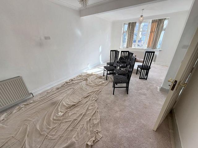 House for rent in London Borough of Hounslow, Greater London