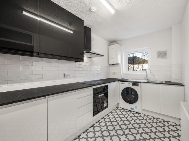 Apartment for rent in Ewens Farm, Golden Valley