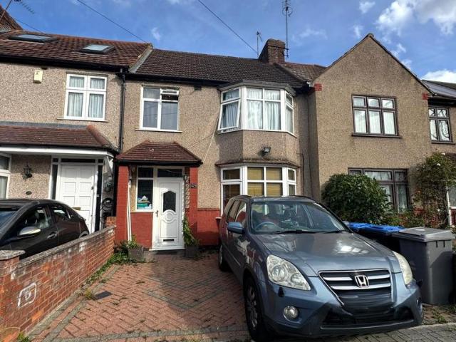 House for rent in Preston, Greater London