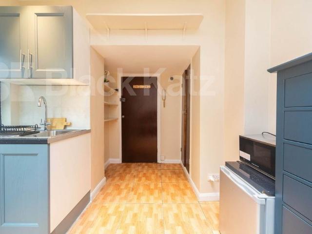 Studio for rent in Somers Town, Greater London