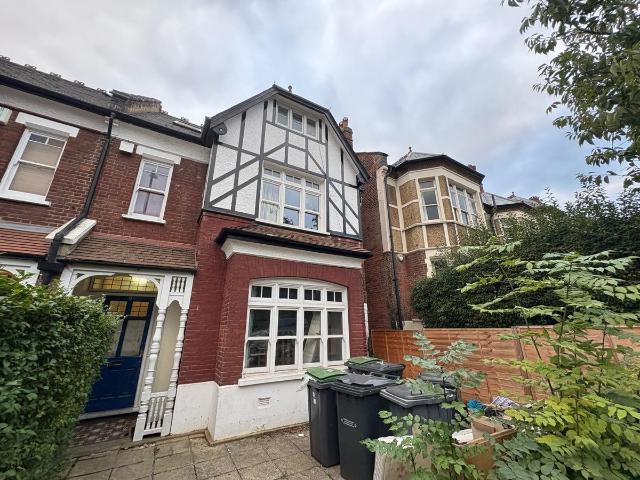 Studio for rent in Muswell Hill, Greater London
