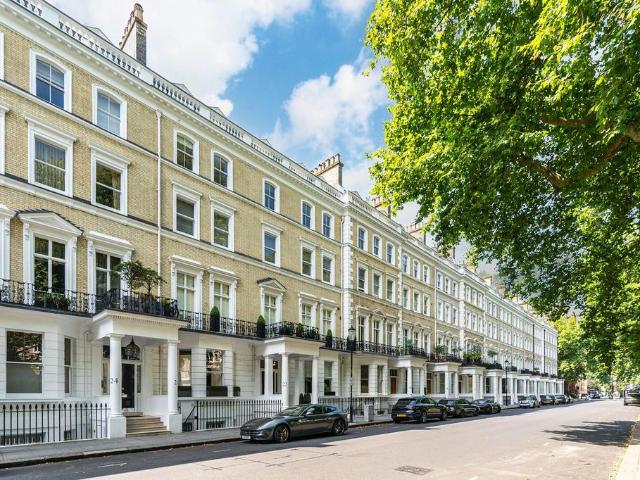 House for rent in Brompton, Greater London